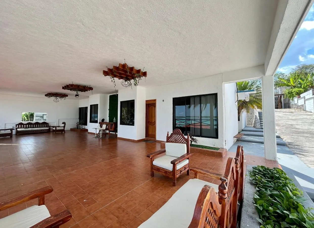 Depto Con 3 Habitaciones A Orilla De La Laguna De Bacalar 0*,  Mexico