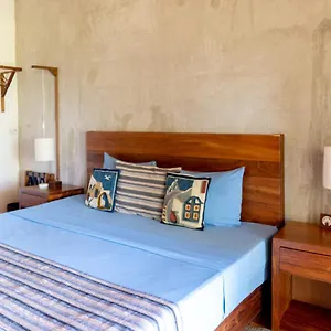 Lagoon Special Suite: Bikes & Kayaks! Apartamento